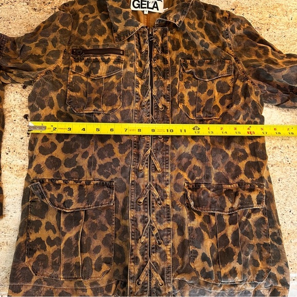 Pam & Gela Leopard Print Utility Jacket from Revolve Size Small - Picture 12 of 13